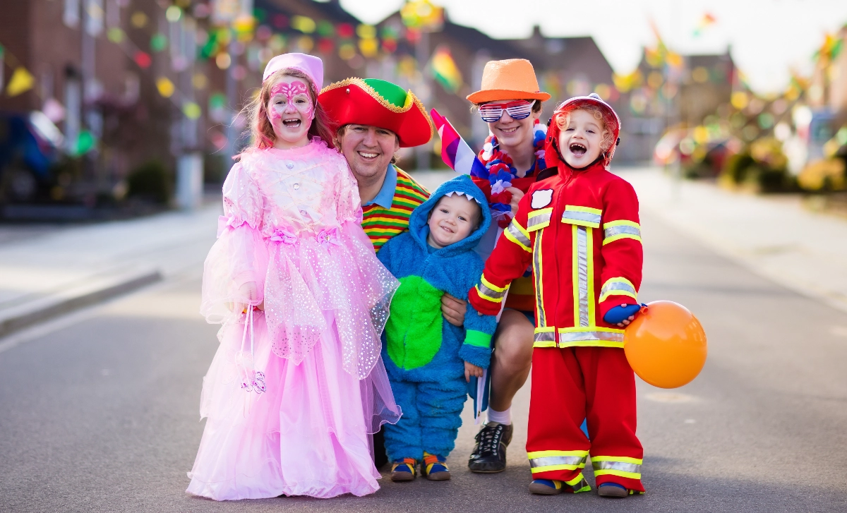 Jenny's Fancy Dress Hire Fancy Dress Hire , Free Website, Better Than Wix, easy website, Simple Website,  Fancy dress accessories, Company Website, Free Website, New Website Serving Dorking